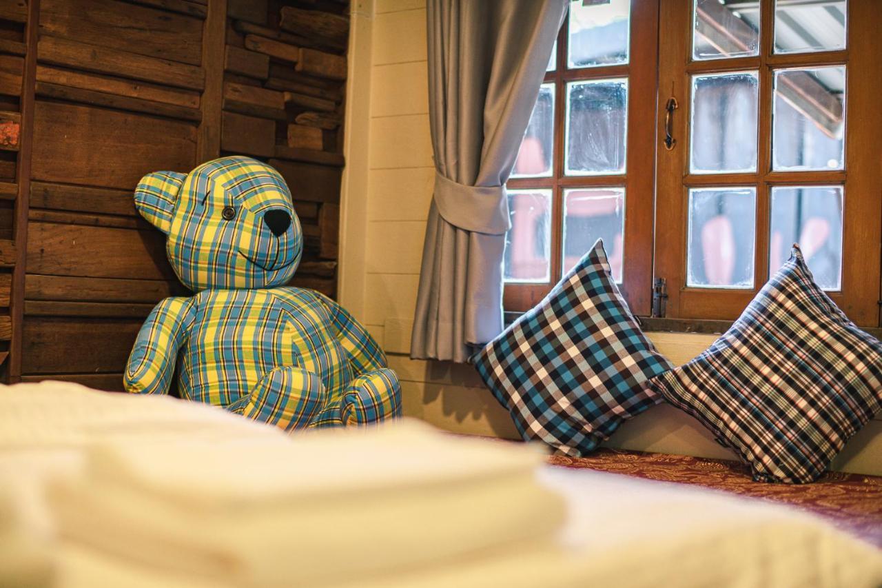 Suankaew​ Art​ Hostel​ チョンブリ エクステリア 写真