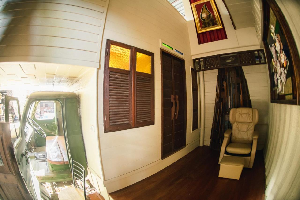 Suankaew​ Art​ Hostel​ チョンブリ エクステリア 写真