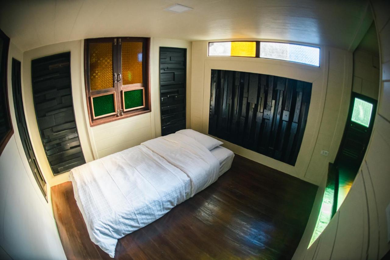 Suankaew​ Art​ Hostel​ チョンブリ エクステリア 写真