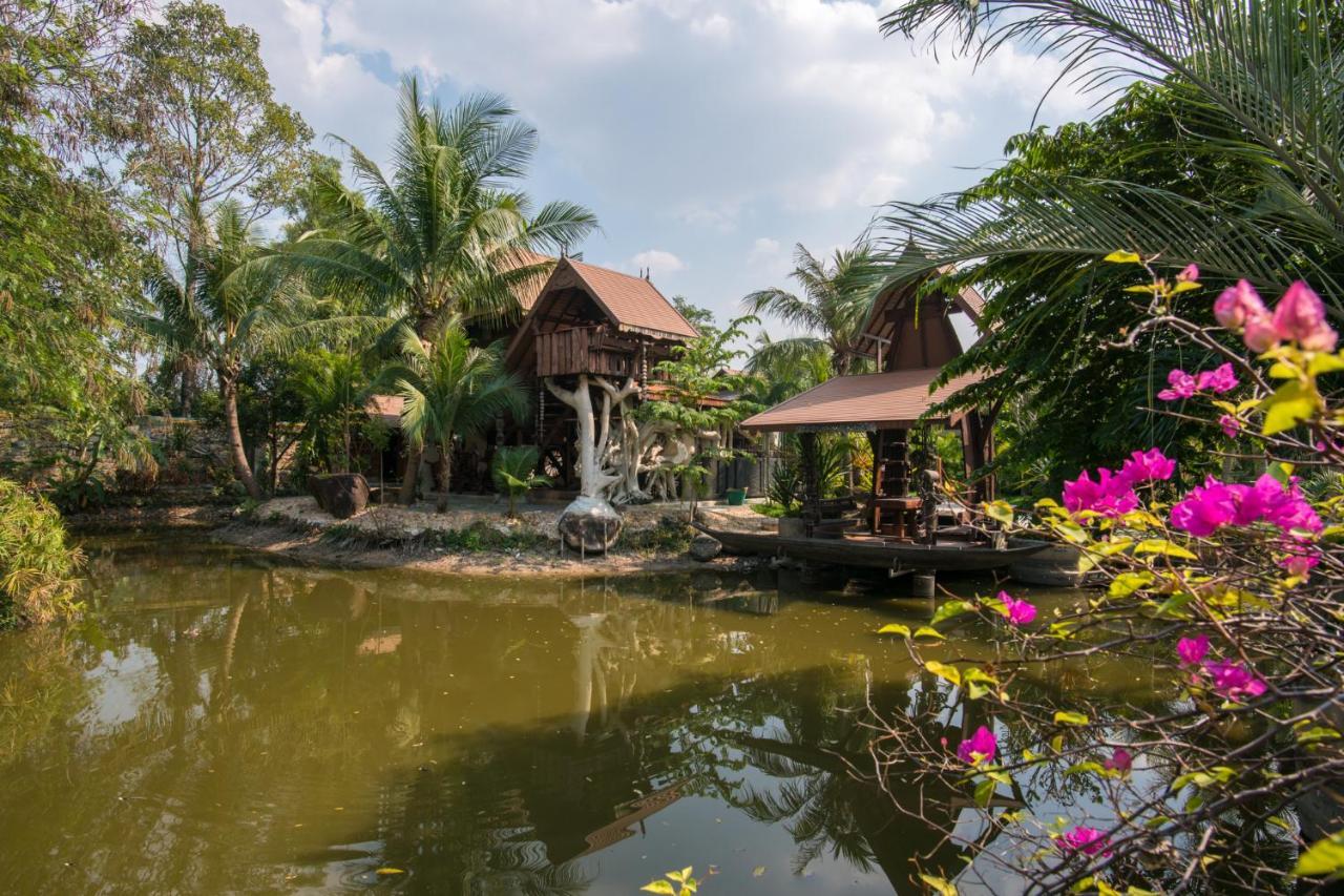 Suankaew​ Art​ Hostel​ チョンブリ エクステリア 写真